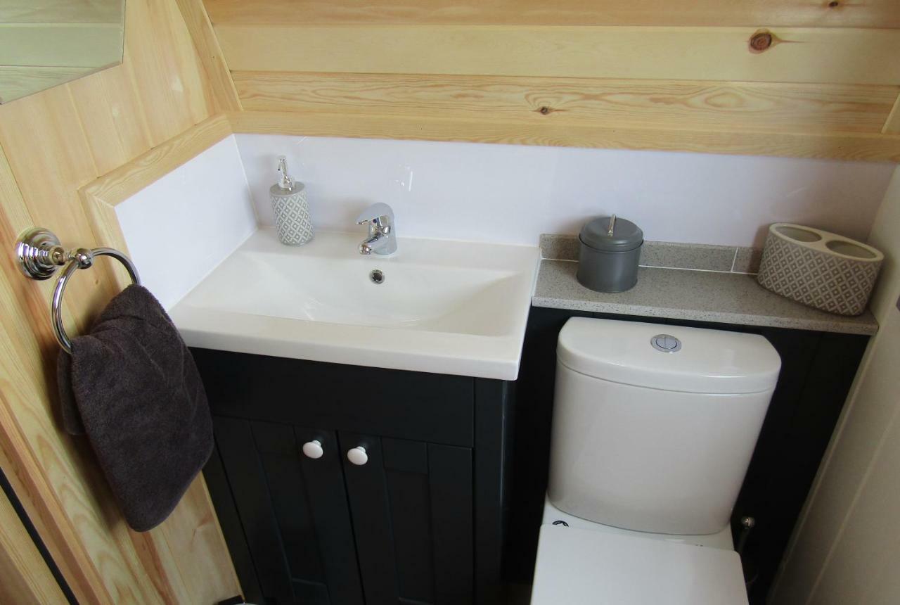 Hideaways - Stargazer Pod Harlosh